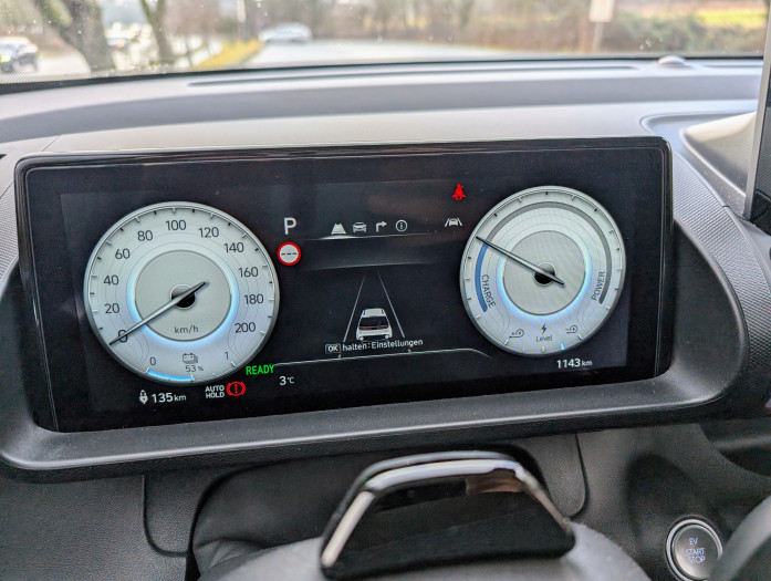 ... oder zu den Assistenzsystemen. (Bild: Tobias Költzsch/Golem.de)