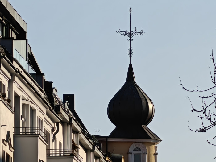 Bei 20-facher Vergrößerung sind die Details schon merklich ärmer, die Qualität ist aber immer noch gut. (Bild: Tobias Költzsch/Golem.de)
