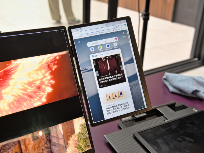 Der kleine Bildschirm lässt sich wie ein separates Display unter Windows 11 nutzen. (Bild: Martin Wolf/Golem.de)