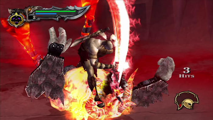 Immer kräftig drauf: Im Spielverlauf schaltet man neue Waffen wie beispielsweise die Klingen der Artemis frei. Diese bringen neben den Chaosklingen neue Effekte und Möglichkeiten ins Spiel. (Bild: Sony Playstation/Screenshot: Medienagentur Plassma)