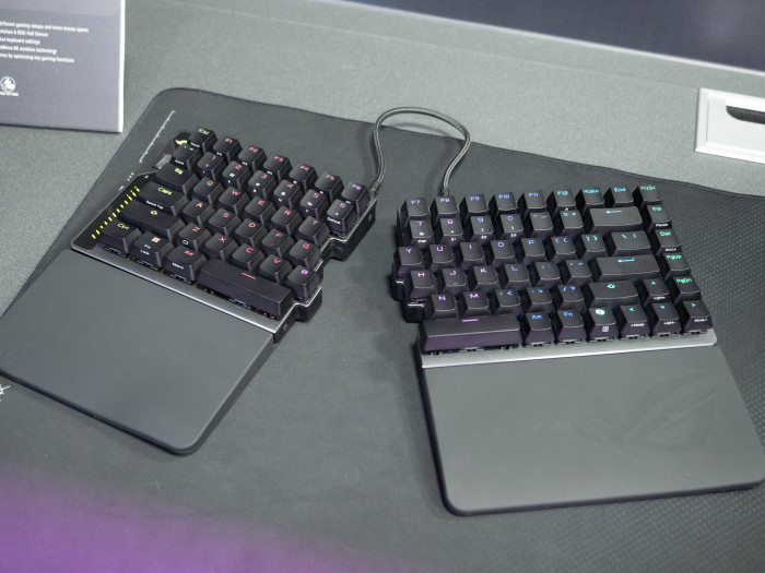 Aufgrund der Teilung ist nur eine Seite der Gamingtastatur zu verwenden.