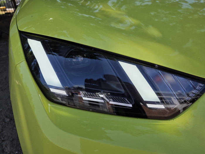 Der Dolphin Surf verwendet LED-Scheinwerfer. (Bild: Tobias Költzsch/Golem.de)