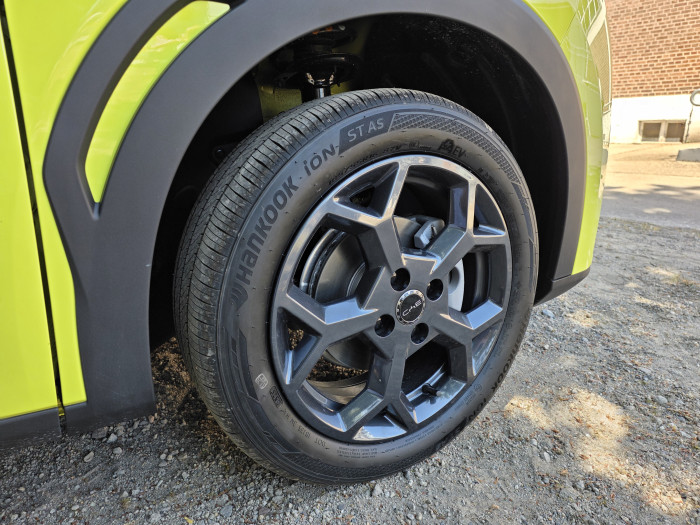 Die Felgen des Dolphin Surf in der Comfort-Variante (Bild: Tobias Költzsch/Golem.de)