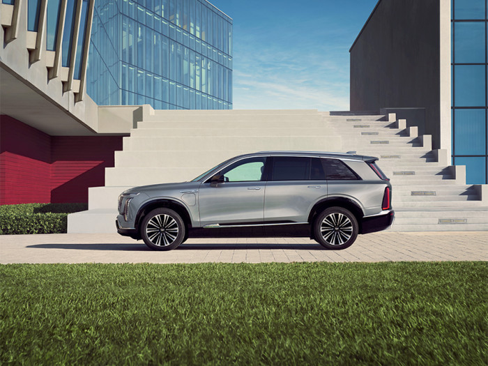 Den Vistiq gibt es in Deutschland ab 100.000 Euro. (Bild: Cadillac)