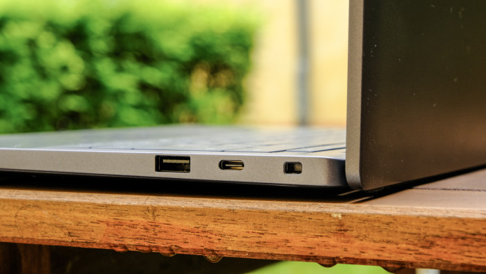Dell Pro 14 Premium (Bild: Oliver Nickel/Golem.de)