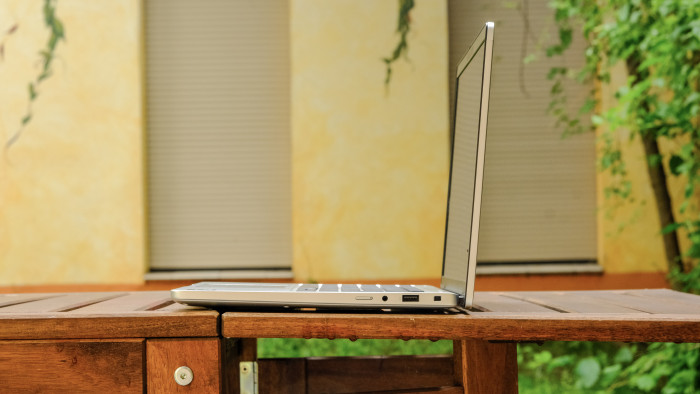 Dell Pro 14 Plus (Bild: Oliver Nickel/Golem.de)
