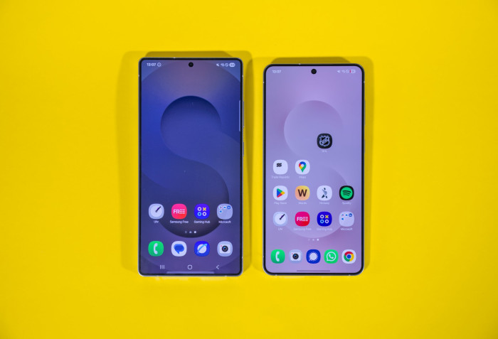 Das Galaxy S25 Edge hat einen 6,7 Zoll großen Bildschirm. (Bild: Tobias Költzsch/Golem.de)