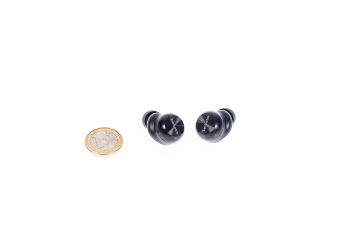 Technics EAH-AZ100 (Bild: Martin Wolf/Golem.de)