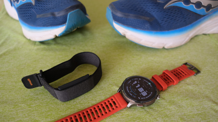 Helio Strap und Balance 2 sind auch für Läufer gedacht - aber nicht nur. (Bild: Steinlechner/Golem.de)