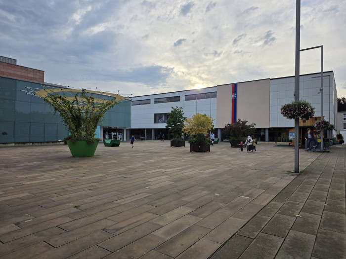 Bei Gegenlicht sind die Aufnahmen mitunter etwas dunkel. (Bild: Tobias Költzsch/Golem.de)