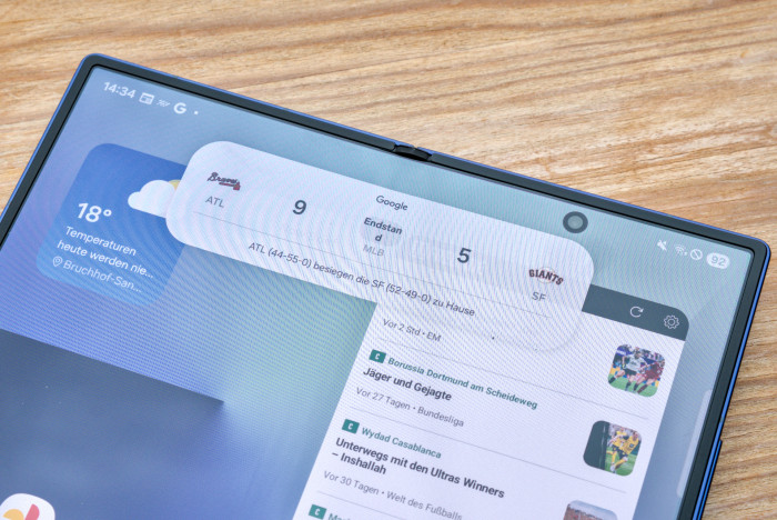 Die Benachrichtigungen können maximiert werden. (Bild: Tobias Költzsch/Golem.de)