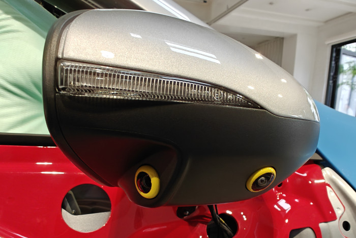 An beiden Außenspiegeln befinden sich jeweils zwei Kameras. (Foto: Friedhelm Greis/Golem.de)