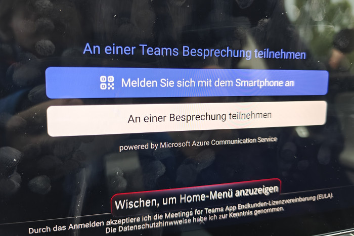 Die Multifunktions-Innenraumkamera ermöglicht die Teilnahme an Videokonferenzen. (Foto: Friedhelm Greis/Golem.de)