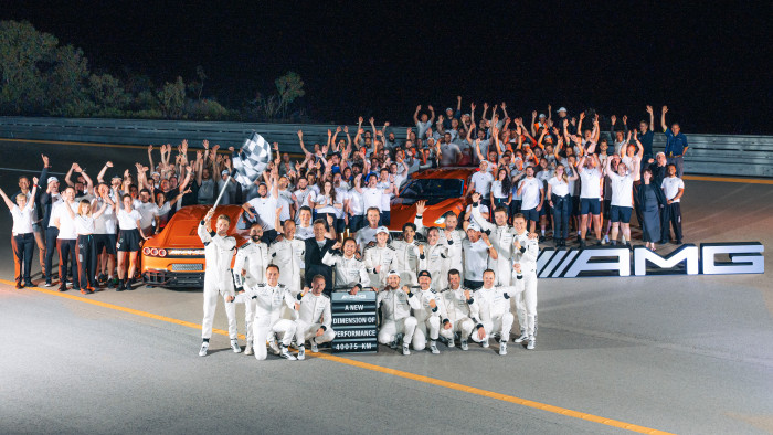 Das Team von Mercedes-AMG, Alpitronic und weiteren Firmen bereitete mehrere Jahre lang die Rekordfahrt vor. (Foto: Mercedes-Benz)