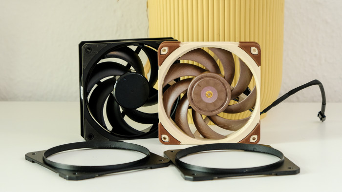 Es gibt mehrere 120-mm-Lüfter zur Auswahl. (Bild: Oliver Nickel/Golem.de)