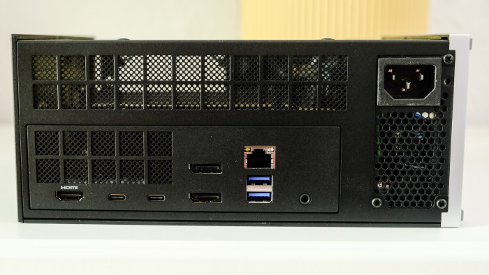 Wir wünschen uns mehr Anschlüsse. (Bild: Oliver Nickel/Golem.de)