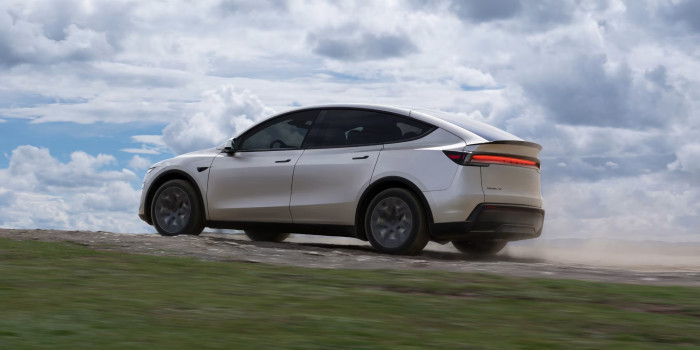 Das Model YL von Tesla (Bild: Tesla)