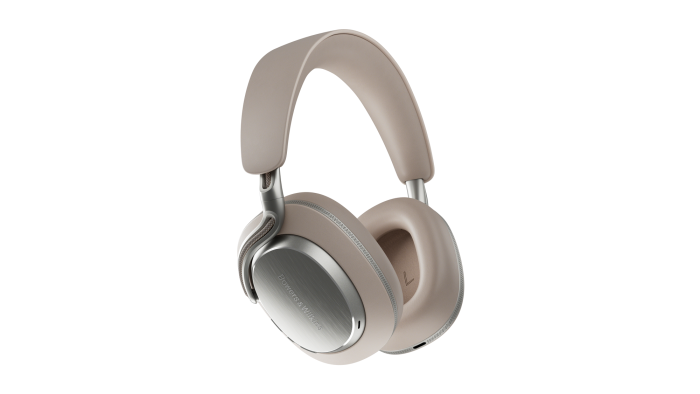 Windgeräusche treten draußen mit dem Px8 S2 nicht auf. (Bild: Bowers & Wilkins)