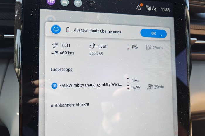 Die Routenanzeige entspricht fast exakt derjenigen von VW. (Foto: Friedhelm Greis/Golem)