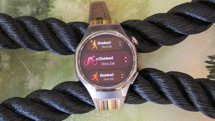 Über die Doppelpunkte neben den Aktivitäten gelangen wir zu den weiteren Einstellungen. (Bild: Steinlechner / Golem)