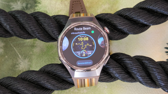 Prima: Neben den Zifferblättern sehen wir die Auswirkungen auf den Stromverbrauch. (Bild: Steinlechner / Golem)