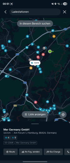 Auch Ladestationen lassen sich suchen und als Route an das Auto übertragen. (Screenshot: Tobias Költzsch/Golem)
