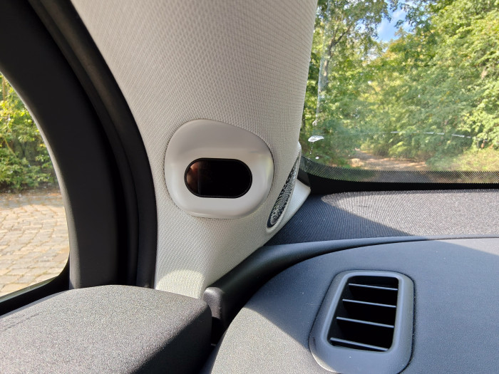 Die Aufmerksamkeit der Fahrer wird über Sensoren ermittelt. (Bild: Martin Wolf/Golem.de)