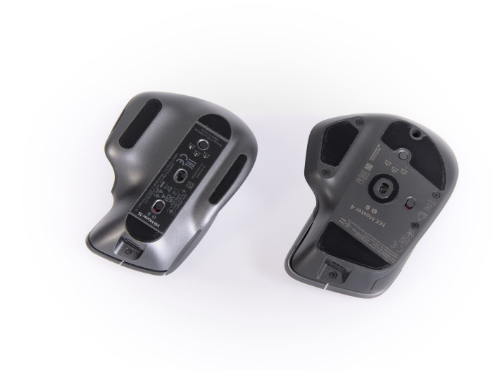 Links die MX Master 3S, rechts die neue MX Master 4 (Bild: Martin Wolf/Golem.de)