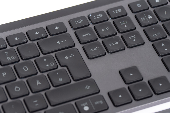 Wenn die Tasten an der MX Keys S nicht beleuchtet sind, sind die Tasten etwas schwerer lesbar. (Bild: Martin Wolf/Golem.de)