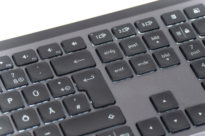 Logitechs MX Keys S hat beleuchtete Tasten. (Bild: Martin Wolf/Golem.de)