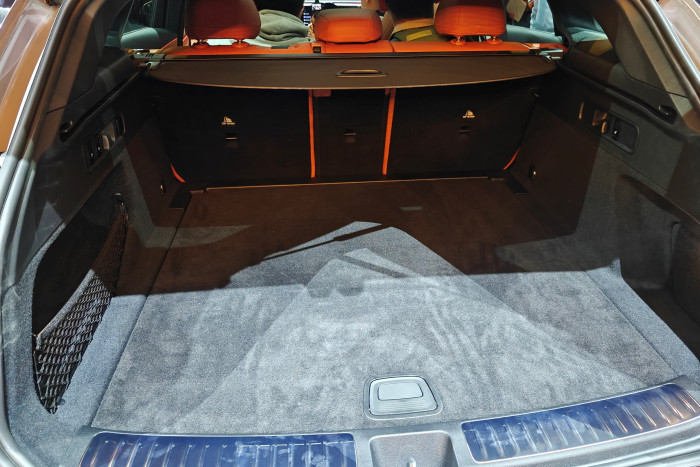 Der Kofferraum fasst ein Volumen von 570 Litern. (Foto: Friedhelm Greis/Golem)