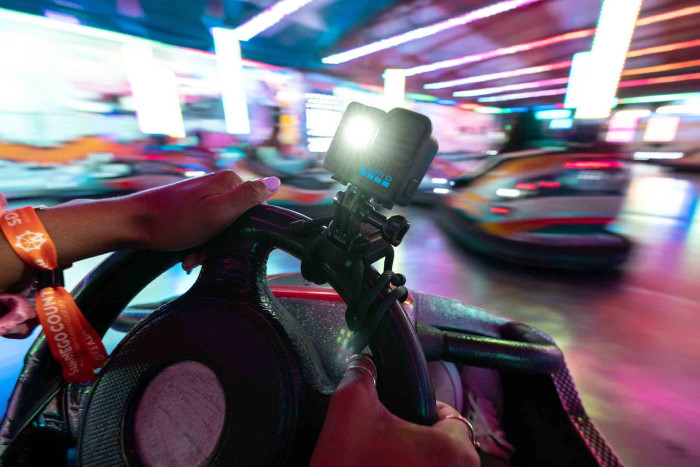 Die LEDs der Lit Hero sind vor allem dafür geeignet, nahe Motive wie Gesichter zu beleuchten.