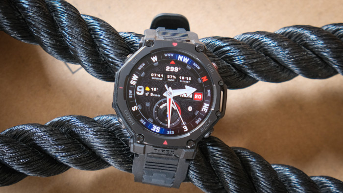 Die Zifferblätter der T-Rex 3 Pro sind detailliert. (Bild: Steinlechner/Golem)