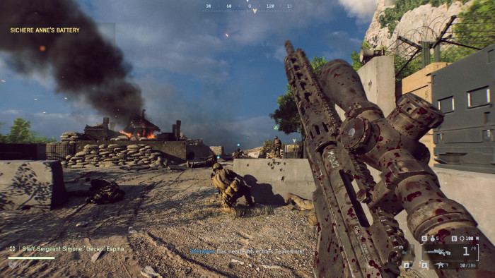 Singleplayer: Waffen sehen nach ein paar Gefechten ziemlich blutig aus. (Bild: EA / Screenshot: Golem)