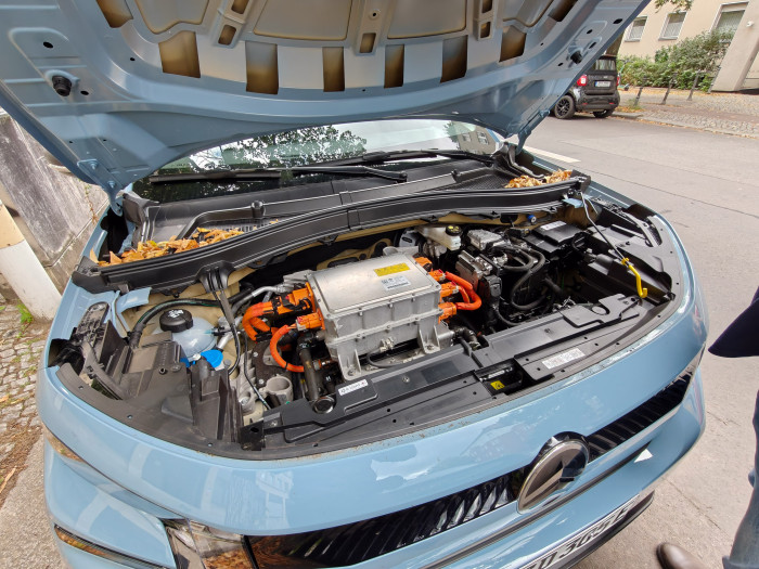 Einen Frunk hat der e-C3 nicht. (Bild: Martin Wolf/Golem.de)