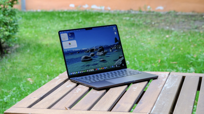 Macbook Pro M5 (Bild: Oliver Nickel/Golem.de)