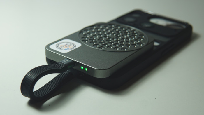 Soundcam Go, angeschlossen via USB-C (Quelle: Golem/Mario Petzold)