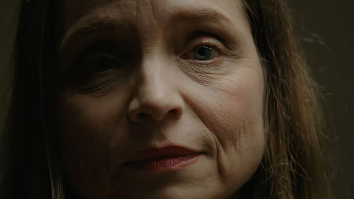 Manchmal schauen Personen im Film uns einfach nur wortlos an. (Bild: Tambo Film)