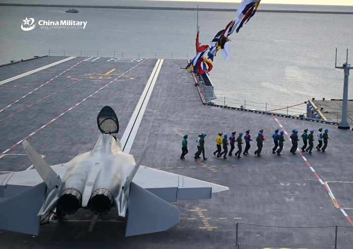 Flugzeugträger Fujian (Bild: Chinesische Marine)
