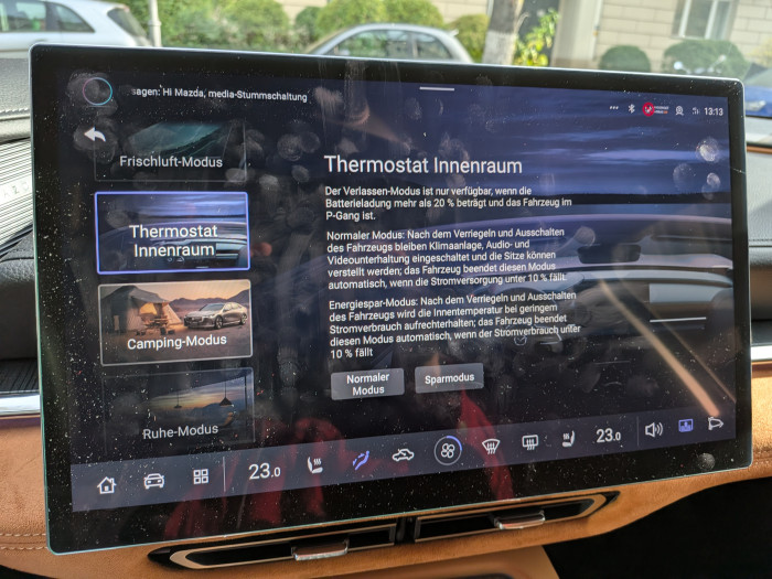 ... einen Klimamodus bei Verlassen des Fahrzeugs, ...