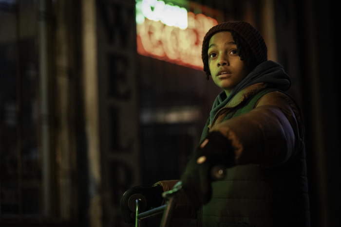 Stacey (Angelo Giorgio Gray) sieht im Running Man Ben einen Helden. (Bild: Paramount Pictures)