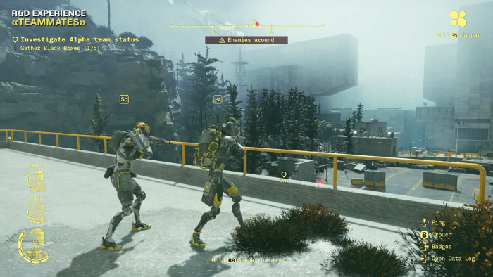 Gemeinsam mit den KI-Begleitern sonderien wir die Lage. (Bild: Ubisoft)