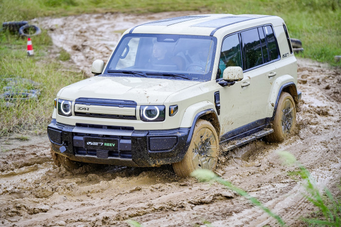 Zum Chery-Portfolio gehört auch der elektrische Geländewagen iCar 27 mit Range Extender. (Bild: Chery)