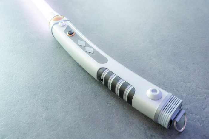 Hasbro Pulse Force FX Ahsoka Tano Lightsaber (Bild: Martin Wolf/Golem)