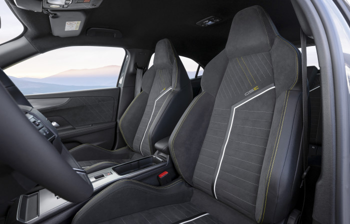 Innenraum des Opel Mokka GSE (Bild: Opel)