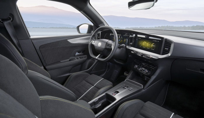 Innenraum des Opel Mokka GSE (Bild: Opel)
