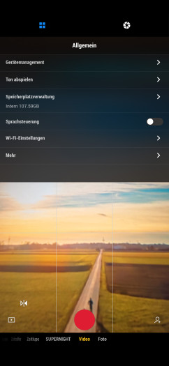 Bei DJI gibt es Sprach- und Gestensteuerung - bei der Insta360 aber auch. (Bild: DJI / Screenshot: Golem)