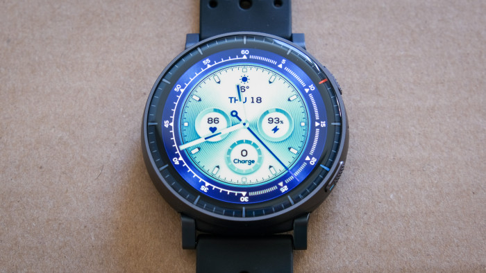 Hier ein aktives Zifferblatt ... (Bild: Steinlechner/Golem)