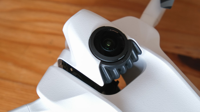 Das Gimbal gleicht Flugbewegungen gut aus. (Bild: Steinlechner / Golem)