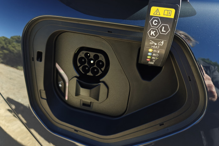 Die maximale Ladeleistung beträgt 400 Kilowatt. (Foto: Friedhelm Greis/Golem) 